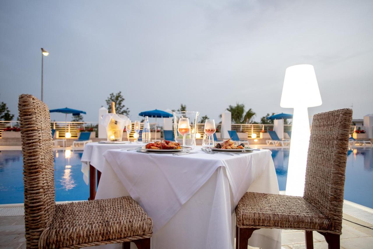 Club Azzurro Hotel & Resort Porto Cesareo Bagian luar foto