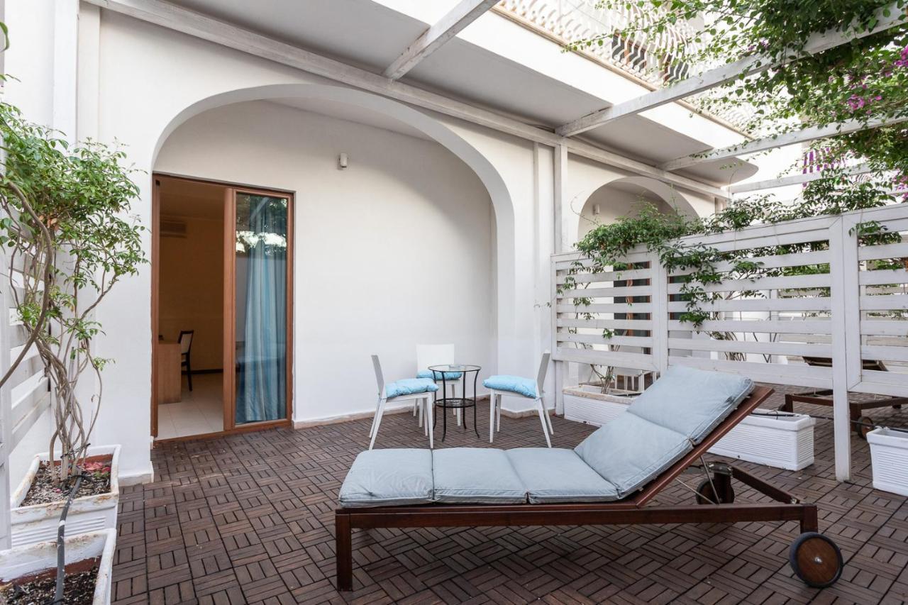 Club Azzurro Hotel & Resort Porto Cesareo Bagian luar foto
