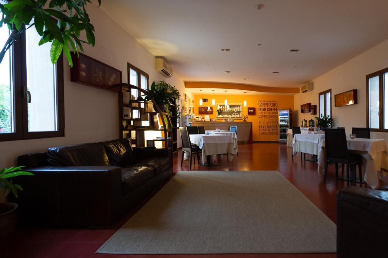 Club Azzurro Hotel & Resort Porto Cesareo Bagian luar foto